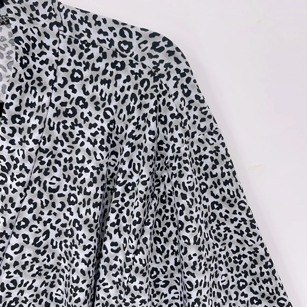 Rene Rofe Animal Print Robe - Picture 2 of 3